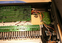 Yamaha DX7s battery replacement with a battery holder